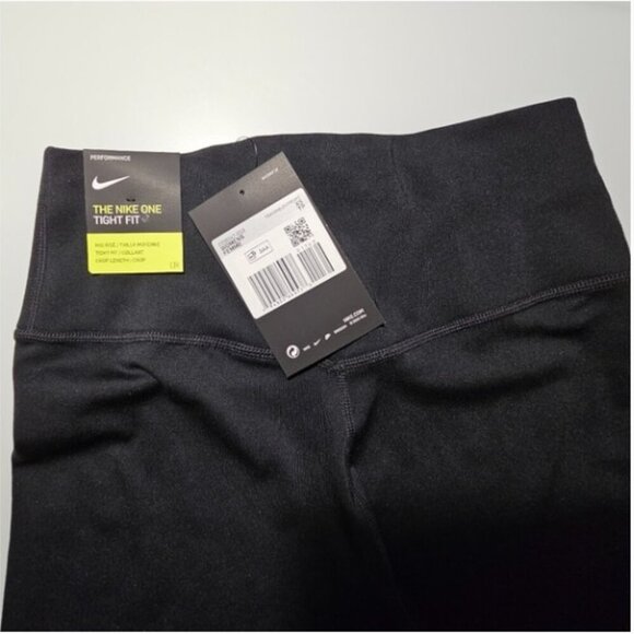 NIKE One Women's Mid-Rise Cropped Leggings - Picture 13 of 15